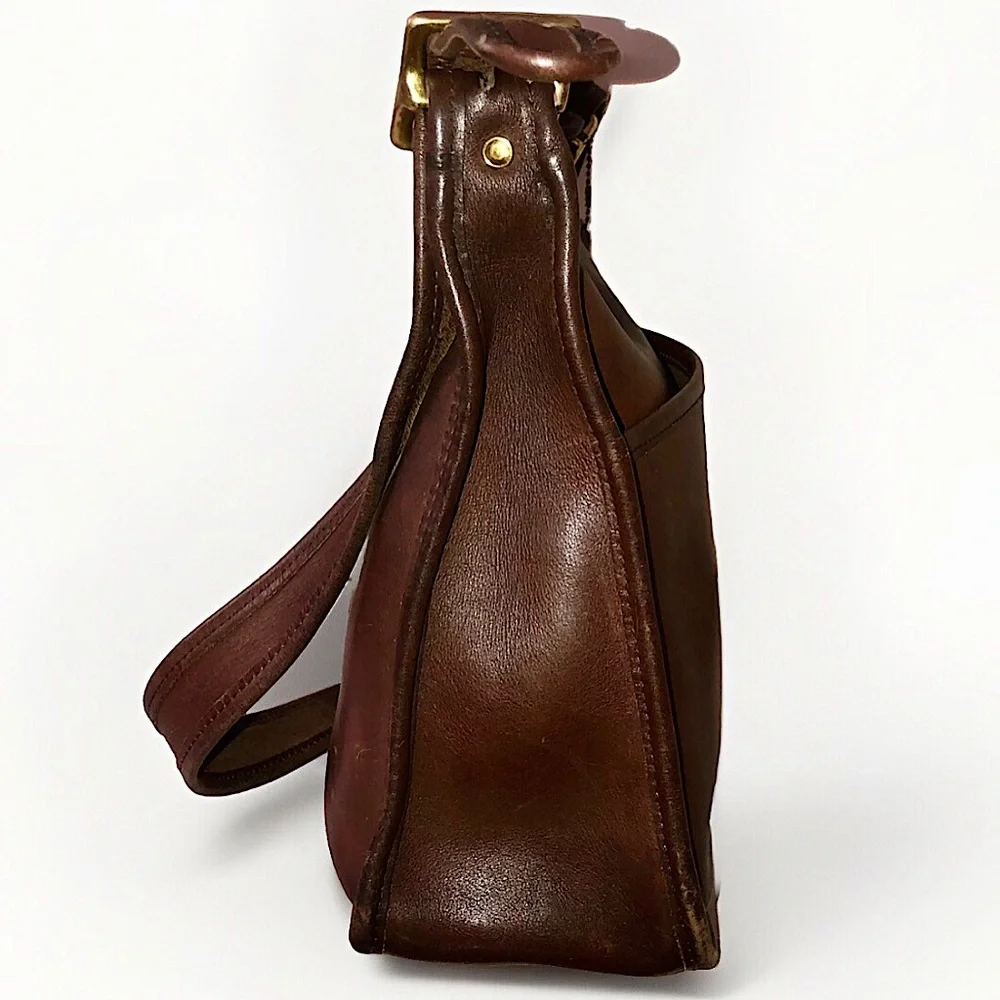 Vintage COACH Legacy Zip Mahogany Glove Tanned Crossbody Shoulder Bag 9966 COA - Picture 7 of 17